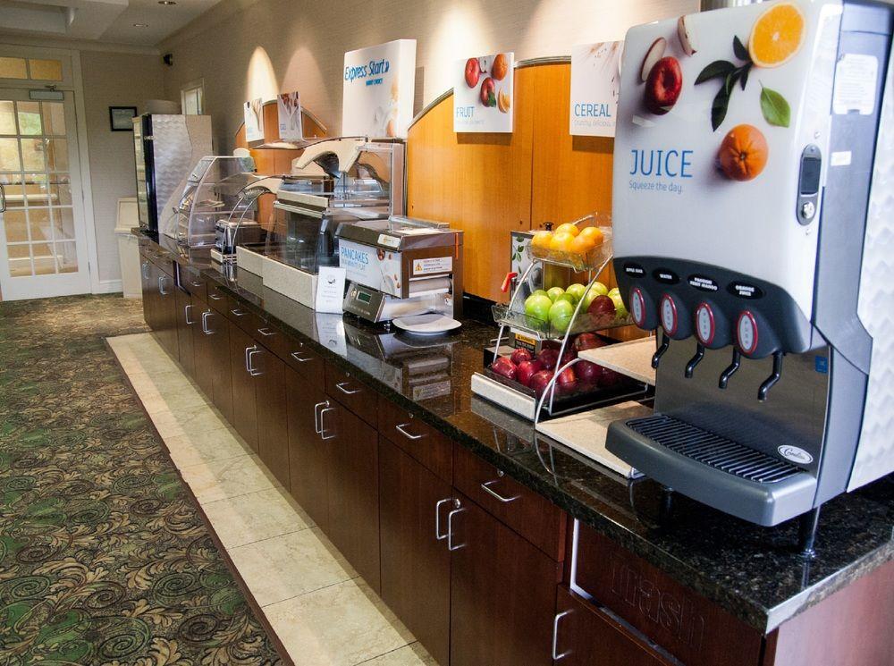 Holiday Inn Express Hotel & Suites Binghamton University-Vestal By Ihg Exterior photo